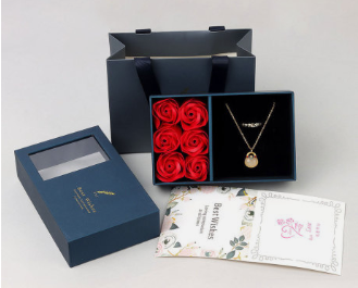 Geschenkbox mit 6 Rosen